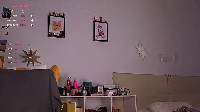 goddes_helga_feet élő XXX-chatje