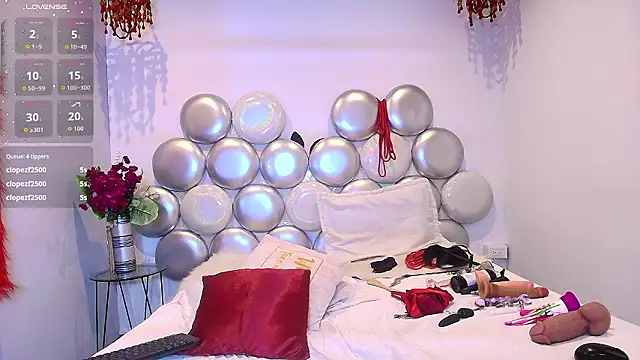Lia_Valmont Live XXX-Chat