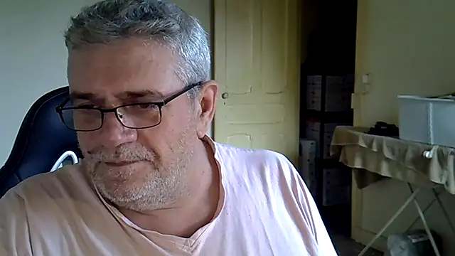 Chatroom XXX en direct de _hippo_