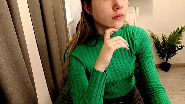 Just_L0VE_me – Naživo XXX chat