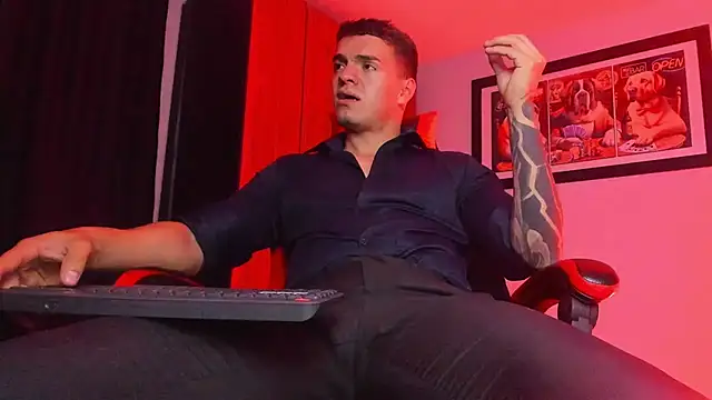 ALPHA_DOMINUS_'s Live XXX Chat