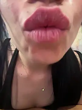 SCARLETT_INK_ Adlı Modelin Canlı XXX Sohbeti