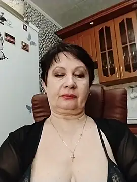 SalientClean Adlı Modelin Canlı XXX Sohbeti