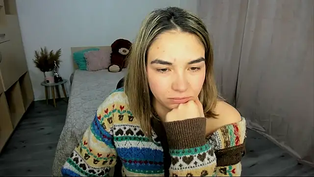 AlexaJuly: απευθείας συνομιλία ΧΧΧ