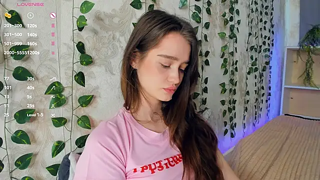 lovelyalivia Chat XXX live