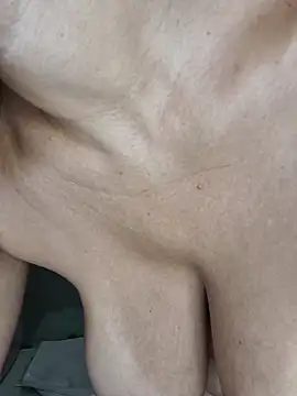 karla-bruni: απευθείας συνομιλία ΧΧΧ