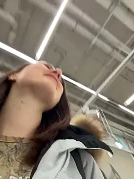 Chat XXX en directo de Dina_Tease