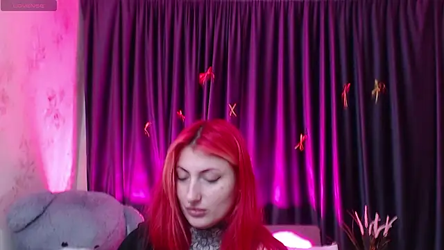 Nina_Blum_'s Live XXX Chat