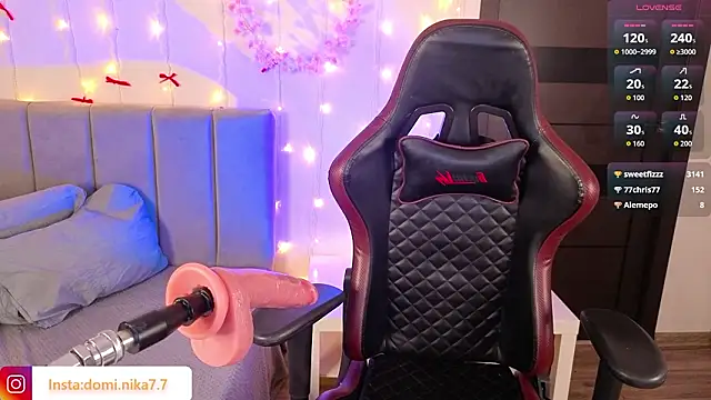 BiggieBoobiesのライブXXXチャット