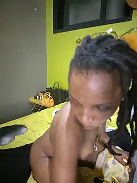 FreakySag_8888 élő XXX-chatje