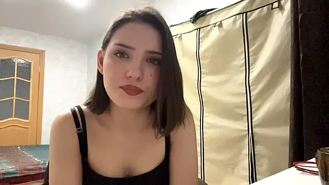 FoxieFlare's Live XXX Chat