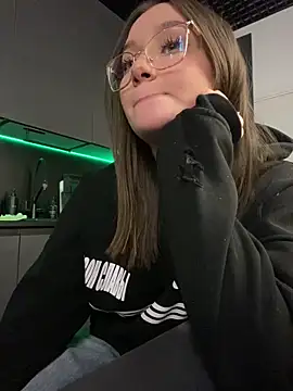 دردشة Mary_Honey الجنسية المباشرة