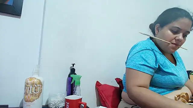 Živý XXX chat luisahot_9727