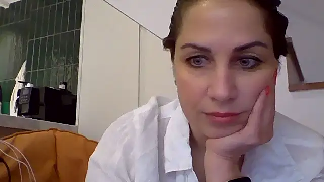 Rosinaya Live XXX-chat