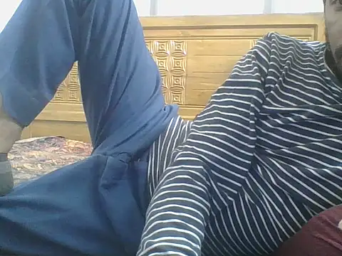 Heartlinen Live XXX chat