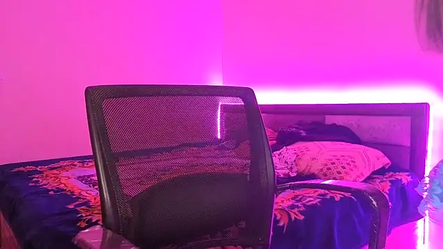 Chat XXX en directo de BABY_RANI_