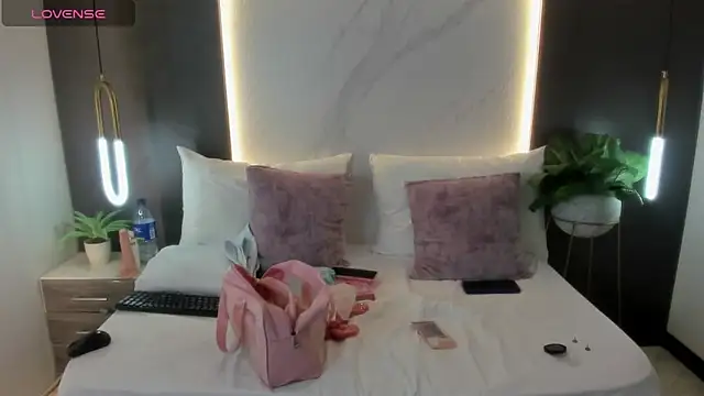 valeryn__rosse Chat XXX live