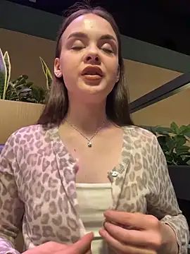 KristiRich élő XXX-chatje