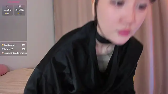 دردشة AmiliYan الجنسية المباشرة