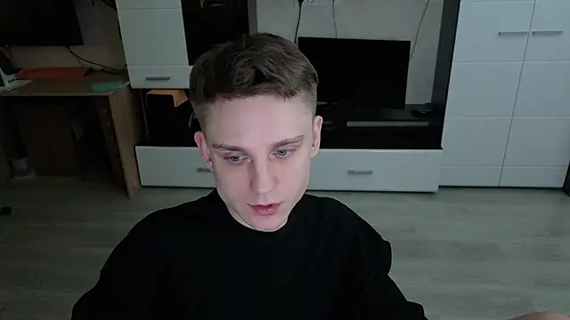 angryzanのライブXXXチャット