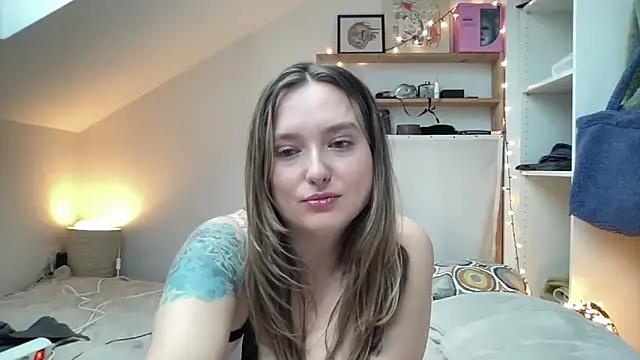 MyMegannn Webbikameraesitys