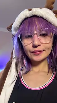 bigbabykiki: διαδικτυακό σόου στην κάμερα