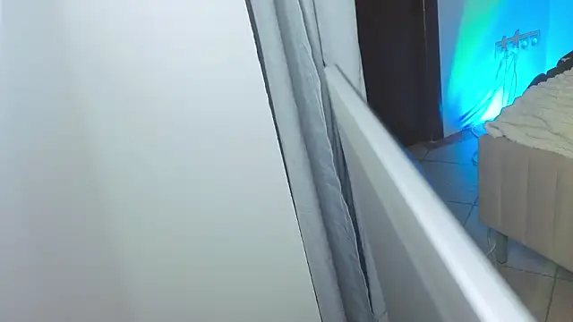 Sn0w__queen – Naživo XXX chat