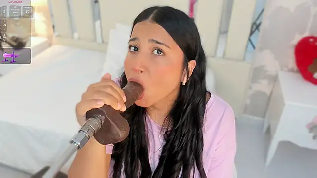 Chat +18 de Miliaangeles ao vivo