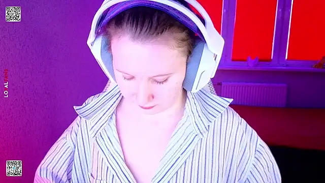 XXX chat uživo modela mon_lola