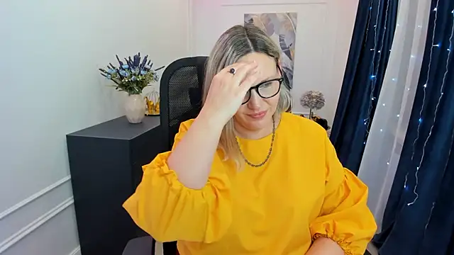 NinaStarle: απευθείας συνομιλία ΧΧΧ