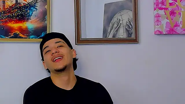 tiven-prince Adlı Modelin Web Kamerası Şovu