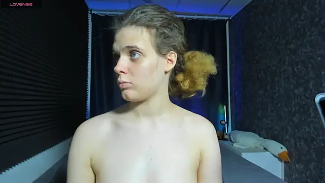 KIKI_Krash Adlı Modelin Canlı XXX Sohbeti