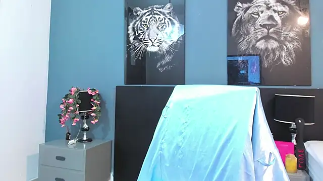 kylieBensoon Chat XXX in diretta