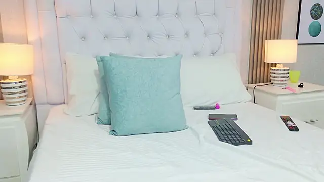 XXX chat uživo modela KiimBrooks