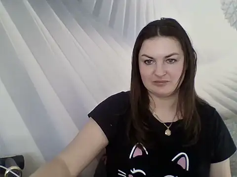 XXX chat uživo modela Calmyris