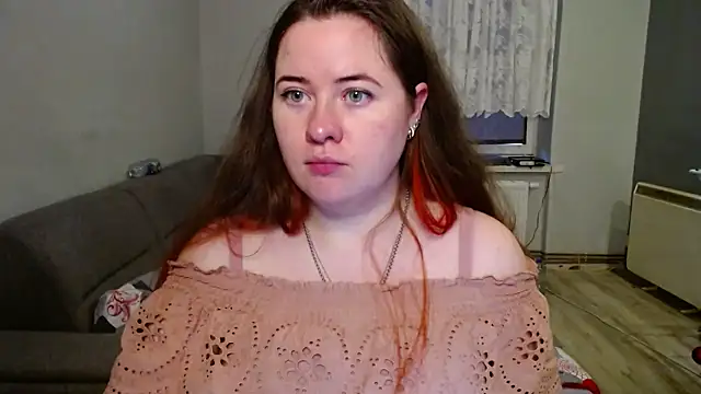 KateeSunnyy élő XXX-chatje