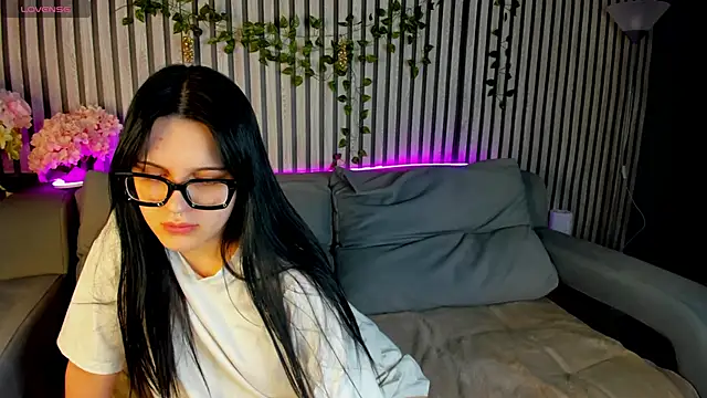 แชท XXX สดของ Lilith_Wholsh