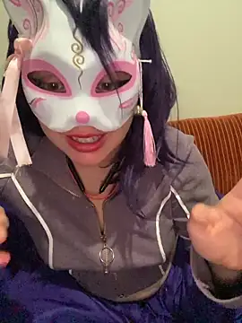 Lucy_YupiSweet – Naživo XXX chat