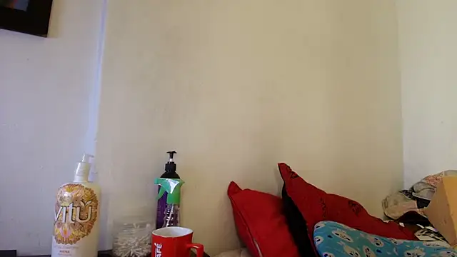 luisahot_9727 – Naživo XXX chat