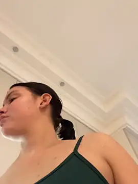 KikiWatson's Live XXX Chat