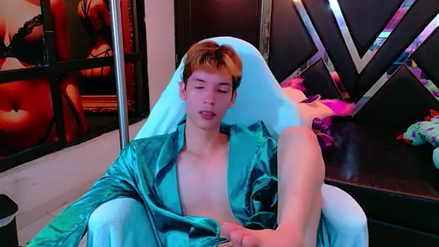 Webkamerová show park_jimin1