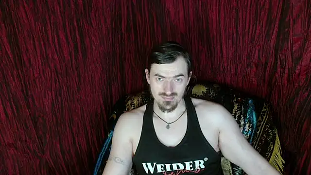 ConanJones: διαδικτυακό σόου στην κάμερα