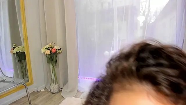 Selena_Reeves: διαδικτυακό σόου στην κάμερα