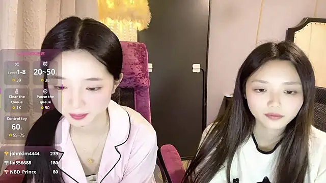 OiOi-666のライブXXXチャット