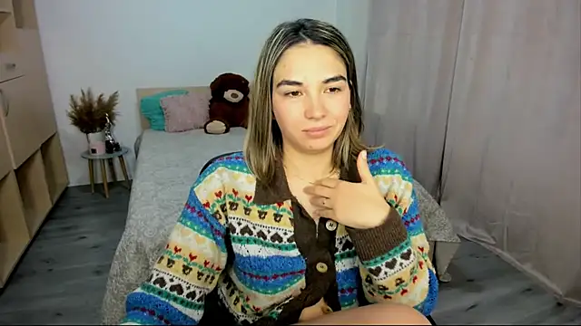 AlexaJuly: απευθείας συνομιλία ΧΧΧ