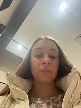 SashaCatt Live XXX Chat