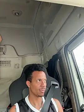 odafas777 Show in webcam