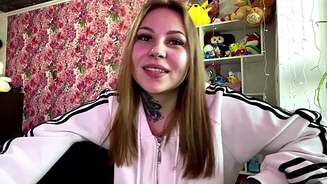 TraciBallena: онлайн-секс-чат