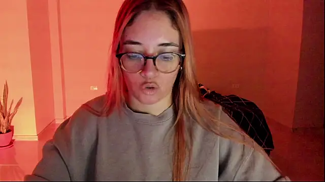 atenas_05_'s Live XXX Chat