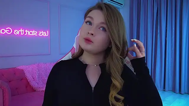 CrystalLyons Chat XXX live